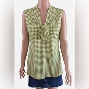 ‼️FINAL SALE‎ MUST GO‼️🩷✨NWOT BANANA REPUBLIC GORGEOUS BLOUSE✨🩷